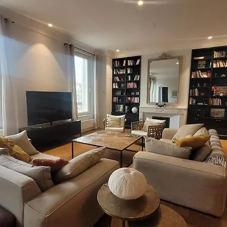 Vue Canal, 3 & Double Salon *