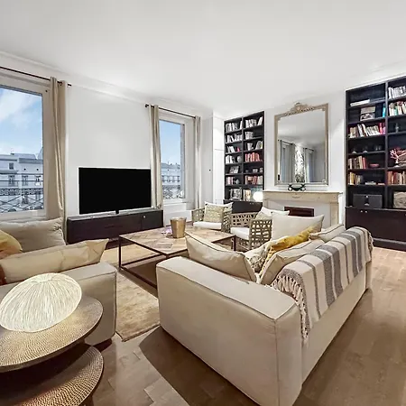 Vue Canal, 3 & Double Salon